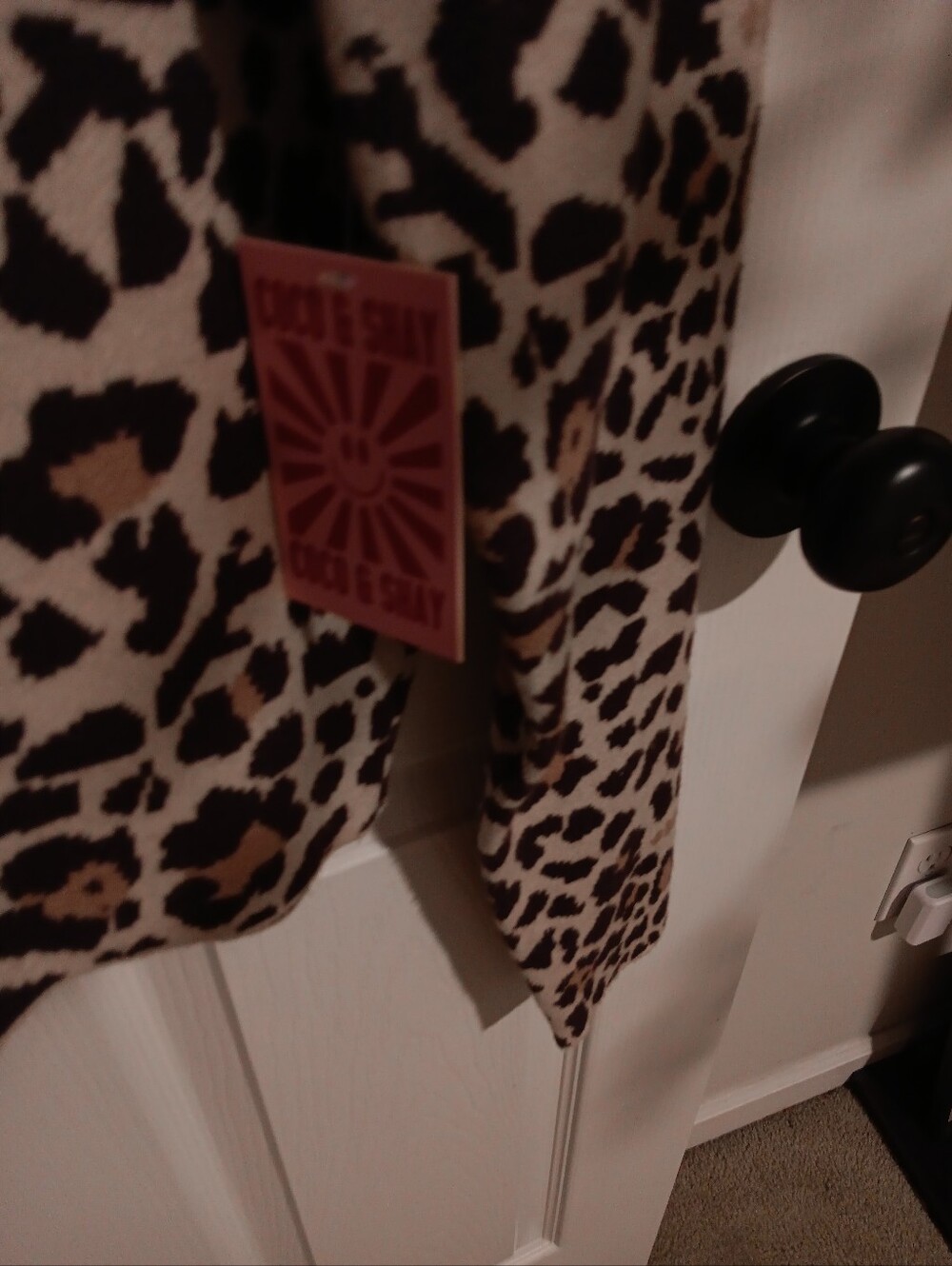 Coco & Shay Brown And Tan Leopard Print Cardigan. Large NWT - Picture 4 of 5
